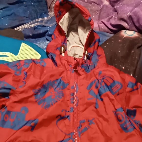 Raincoat  - Picture 4 of 6